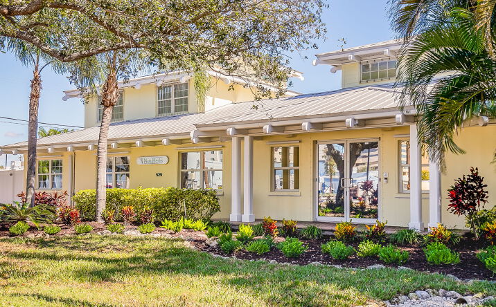 Pictures of Office property located at 525 8th Street West, Bradenton, FL 34205 for lease - image #1