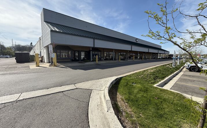 Pictures of Retail, Office property located at 2455 West Stadium Boulevard, Ann Arbor, MI 48103 for lease - image #1