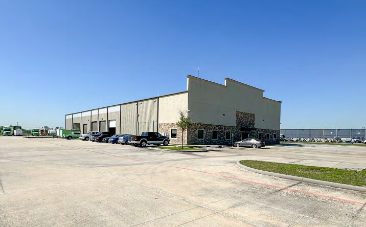 Pictures of Industrial property located at 2436 Peyton Road, Houston, TX 77032 for lease - image #1