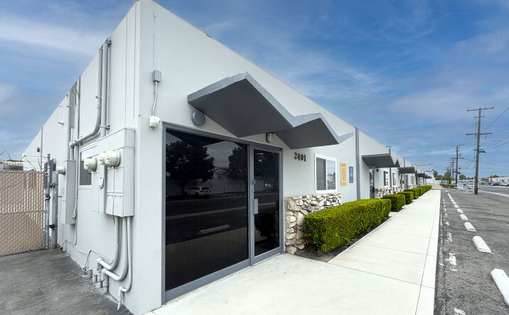 Pictures of Industrial property located at 2401-2407 S Broadway, Santa Ana, CA 92707 for lease - image #1
