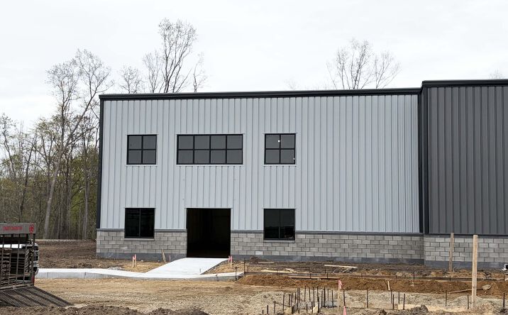 Pictures of Industrial property located at 5686 Comstock Park Drive Northwest, Comstock Park, MI 49321 for lease - image #1