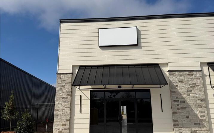 Pictures of Retail, Office, Special Purpose property located at 1100 Southwest Railroad Avenue, Ponchatoula, LA 70454 for lease - image #1