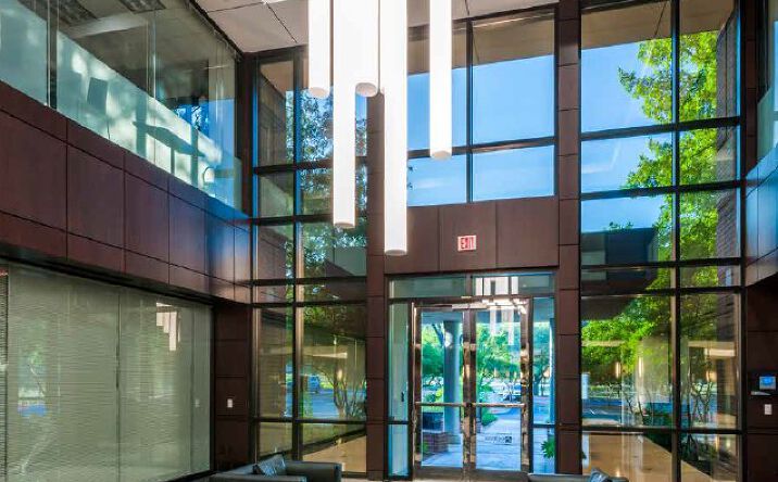 Pictures of Office property located at 7600 1/2 N CAPITAL OF TEXAS HWY, AUSTIN, TX 78731-1168 for lease - image #1