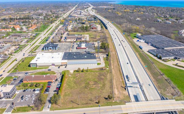 Pictures of Land property located at 1150 W Donges Bay Road, Mequon, WI 53092 for lease - image #1