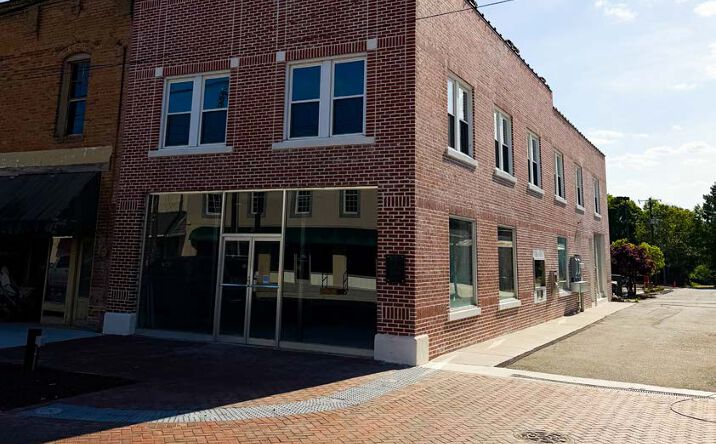 Pictures of Retail, Restaurant property located at 111 N. Main Street, Four Oaks, NC 27524 for lease - image #1