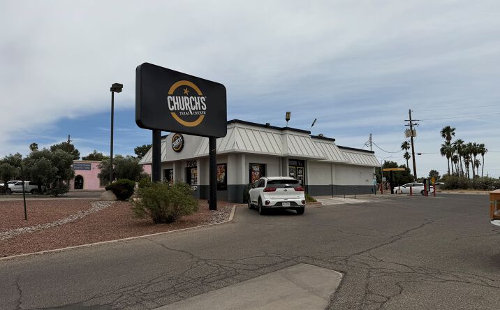 Pictures of Retail, Restaurant property located at 7980 E BROADWAY BLVD, TUCSON, AZ 85710 for lease - image #1