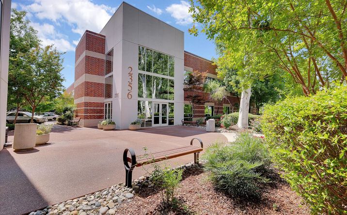 Pictures of Office property located at 2356 GOLD MEADOW WAY, GOLD RIVER, CA 95670-6323 for lease - image #1
