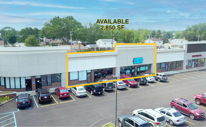 Pictures of Retail property located at 14605-14709 Northline Road, Southgate, MI 48195 for lease - image #1