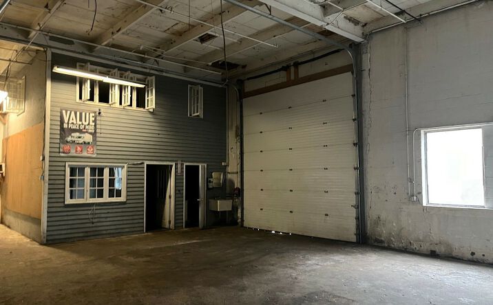 Pictures of Industrial property located at 15 Great Pasture Road, Danbury, CT 06810 for lease - image #1