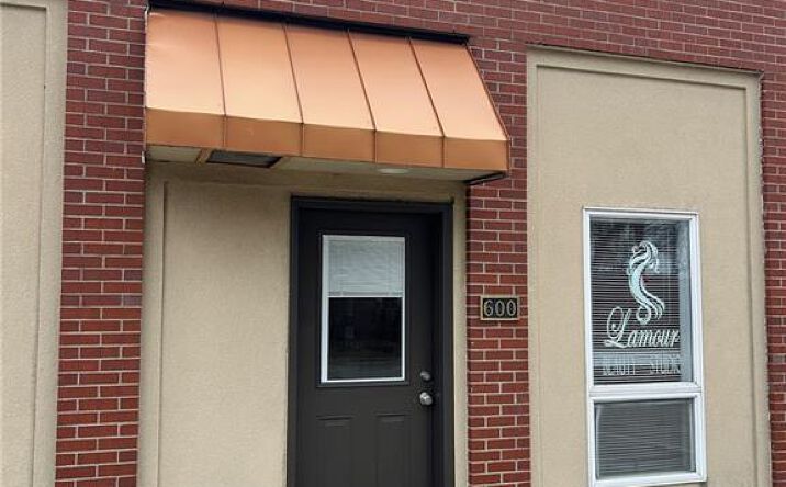 Pictures of Retail, Office property located at 1201 W College #600 Street, Liberty, MO 64068 for lease - image #1