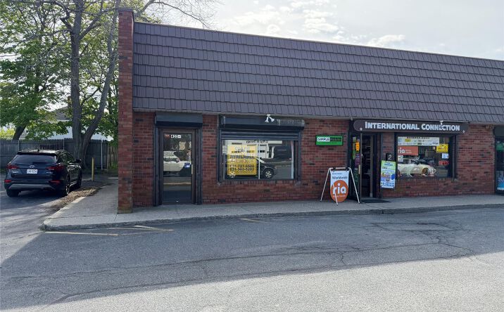 Pictures of Retail property located at 435 Osborn Avenue, Riverhead, NY 11901 for lease - image #1