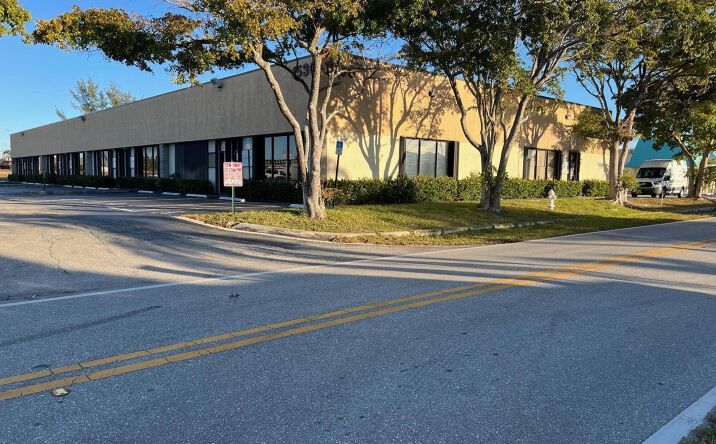 Pictures of Industrial, Retail property located at 1530 S Cypress Drive B, Jupiter, FL 33469 for lease - image #1