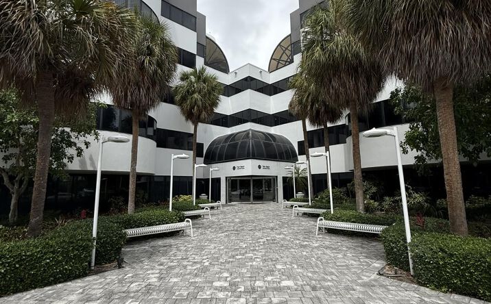 Pictures of Office, Retail, Special Purpose, Land property located at 1601 Belvedere Road 208-s, West Palm Beach, FL 33406 for lease - image #1