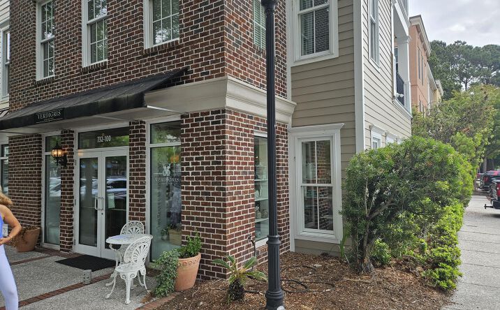 Pictures of Special Purpose property located at 732 S Shelmore Unit 100, Mount Pleasant, SC 29464 for lease - image #1