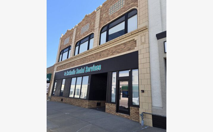 Pictures of Office property located at 325 West 2nd Street, Hastings, NE 68901 for lease - image #1