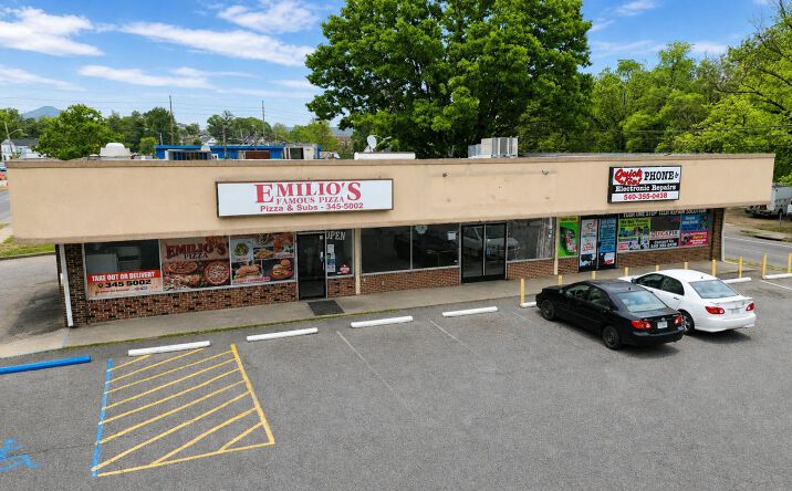 Pictures of Retail property located at 1207 Jamison Ave SE, Roanoke, VA 24013 for lease - image #1