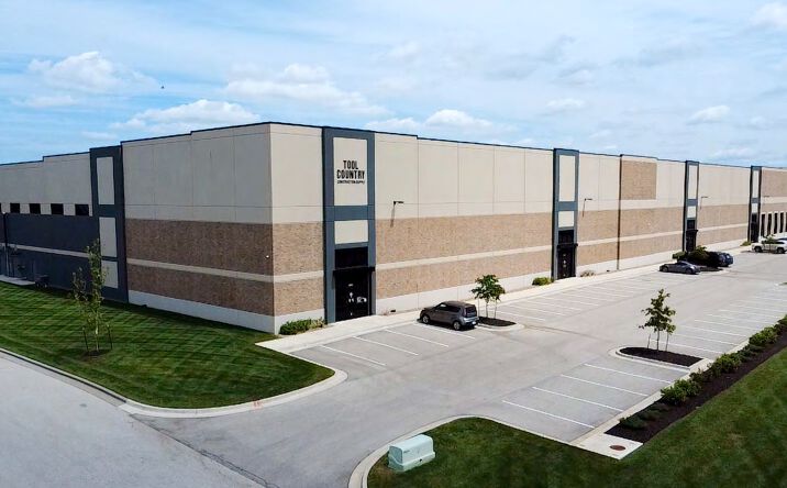 Pictures of Industrial property located at 16820 W. 113th Street, Lenexa, KS 66219-9608 for lease - image #1