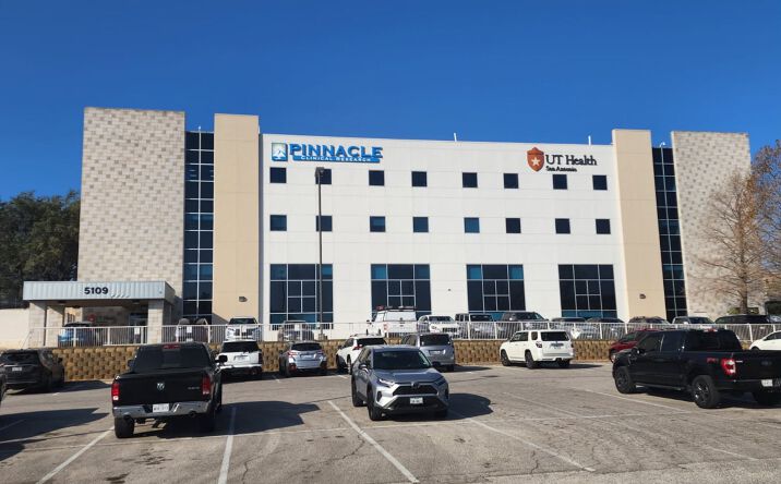 Pictures of Office property located at 5109 MEDICAL DR, SAN ANTONIO, TX 78229-5068 for lease - image #1