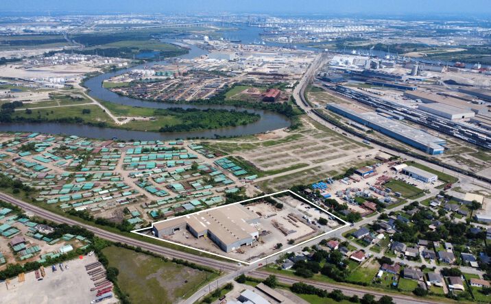 Pictures of Industrial property located at 1629 Miles Street, Houston, TX 77015 for lease - image #1