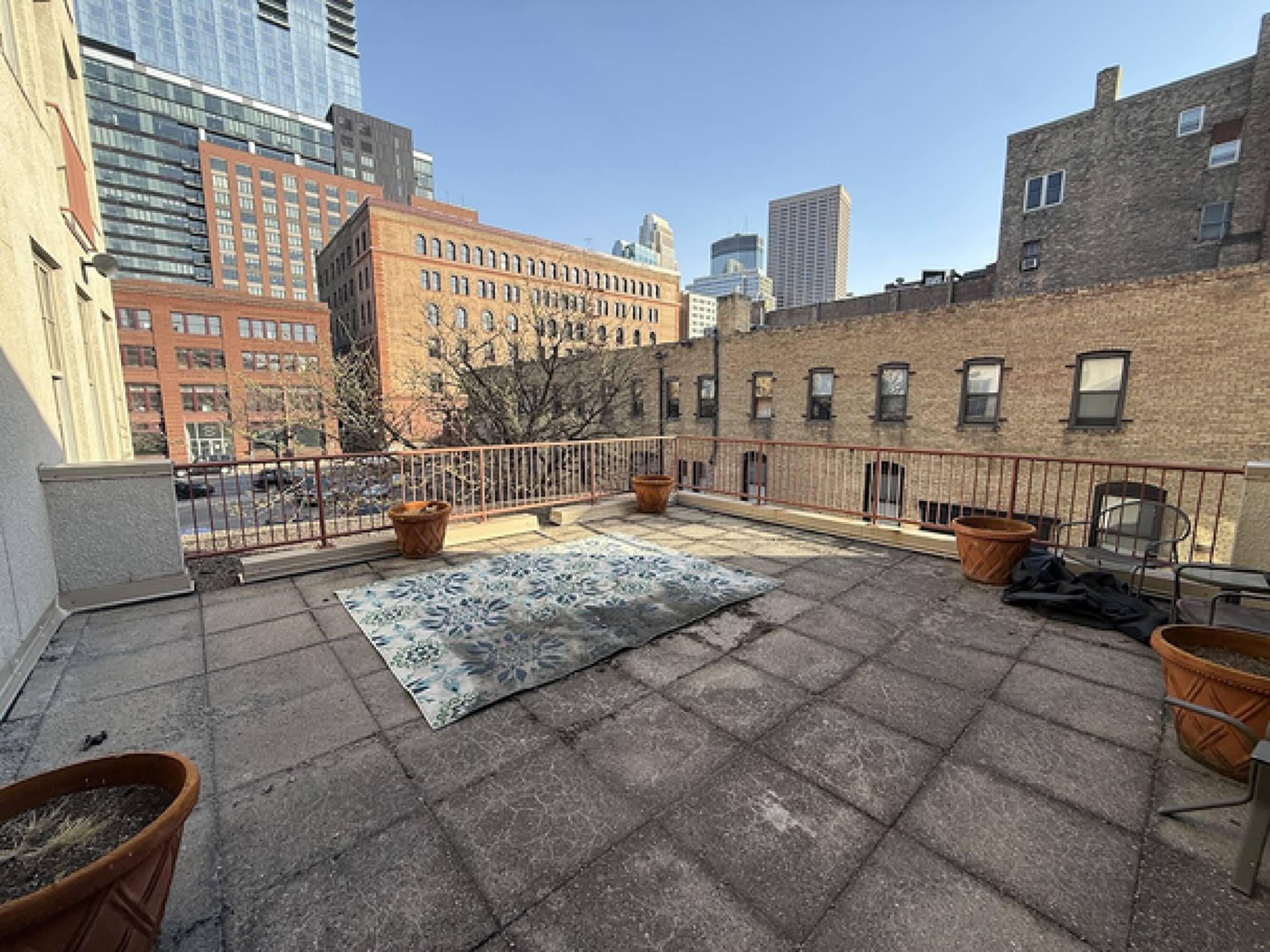111 Washington Ave N photo 12