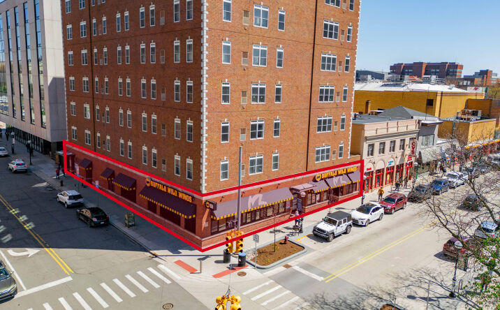 Pictures of Retail, Restaurant property located at 205 S State St, Ann Arbor, MI 48104 for lease - image #1