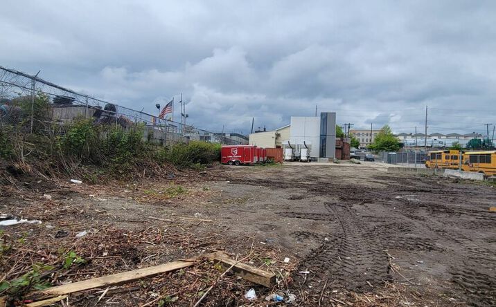 Pictures of Land property located at 152 Passaic Street, Newark, NJ 07104 for lease - image #1