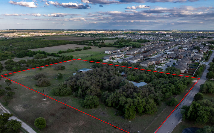 Pictures of Land property located at 1050 Oak Grove Road, Leander, TX 78641 for lease - image #1