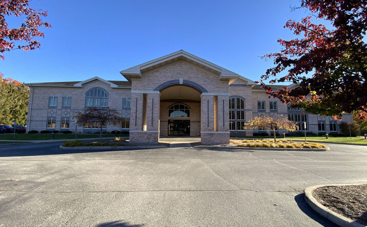 Pictures of Office property located at 4126 N Holland Sylvania Rd, Toledo, OH 43623 for lease - image #1