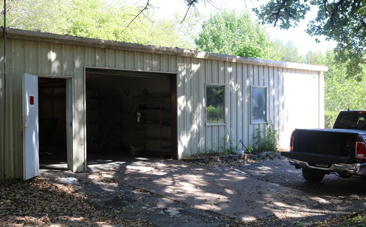 Pictures of Office, Industrial property located at 5133 Troup Highway, Tyler, TX 75707 for lease - image #1