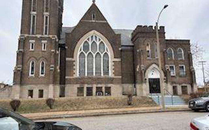 Pictures of Office property located at 4301 Page Blvd, St. Louis, MO 63113 for lease - image #1
