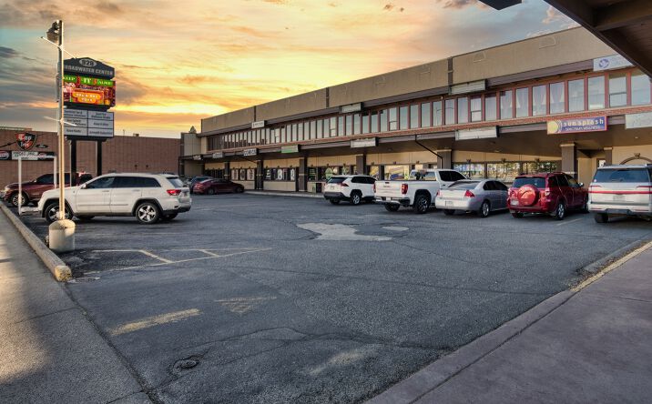 Pictures of Retail, Office property located at 928 Broadwater Avenue, Billings, MT 59101 for lease - image #1