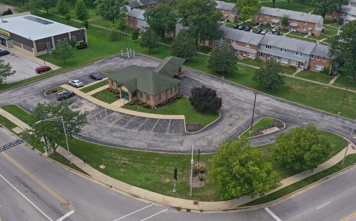 Pictures of Retail property located at 2 Main St, Park Forest, IL 60466 for lease - image #1