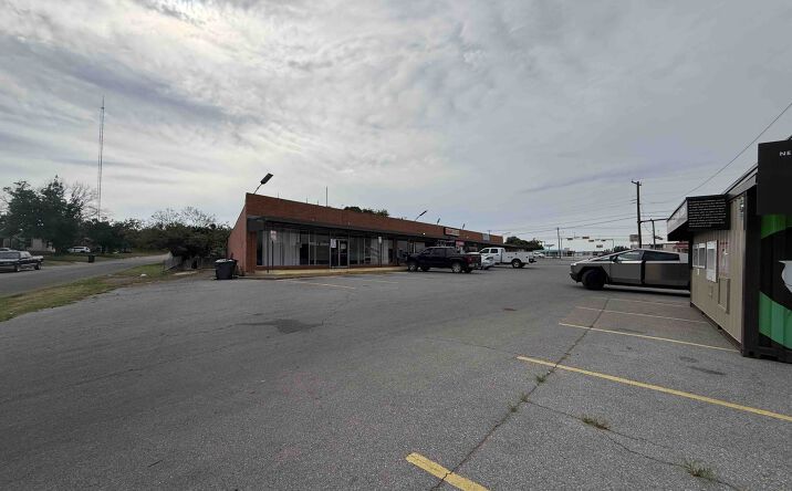 Pictures of Special Purpose property located at 1412 Beverly Drive, Wichita Falls, TX 76309 for lease - image #1