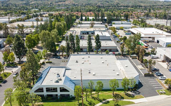 Pictures of Industrial property located at 5397 N Commerce Ave, Moorpark, CA 93021 for lease - image #1