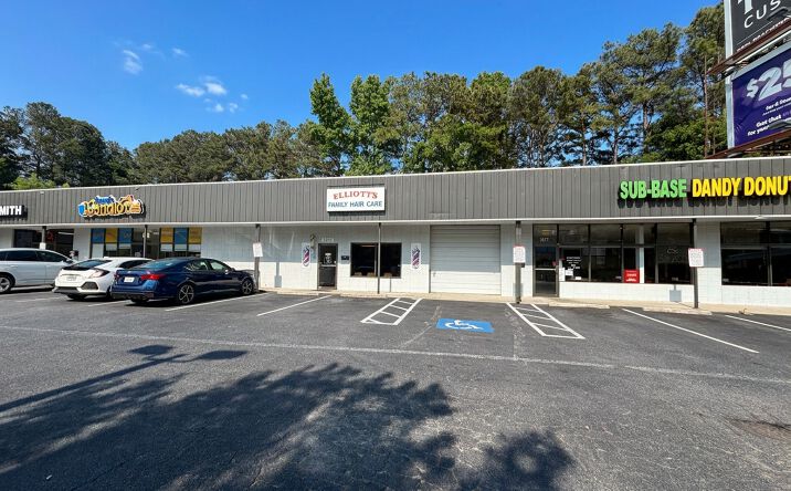 Pictures of Retail property located at 3681 Chamblee Dunwoody Road, Atlanta, GA 30341 for lease - image #1