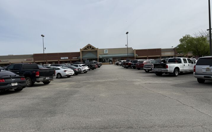 Pictures of Retail property located at 2215 TOBACCO RD, AUGUSTA, GA 30906-8111 for lease - image #1