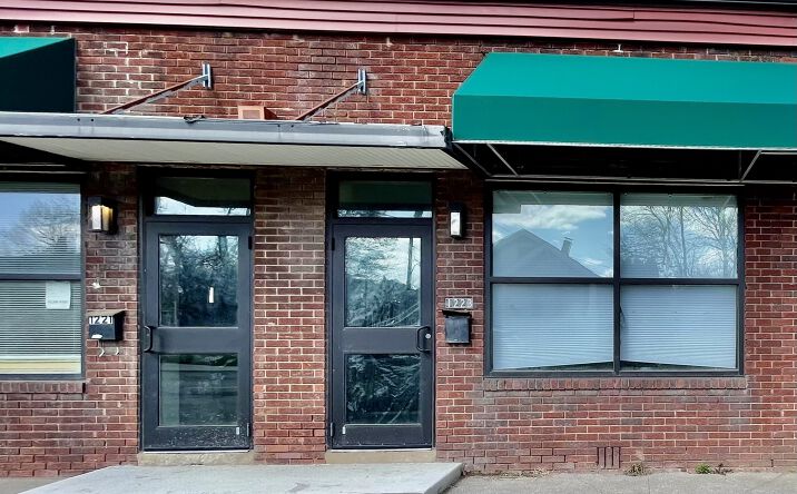 Pictures of Retail, Office property located at 1223 Oxford Street, Fort Wayne, IN 46806 for lease - image #1