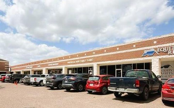 Pictures of Office property located at 5113 N Mccoll Road # 1, McAllen, TX 78504 for lease - image #1