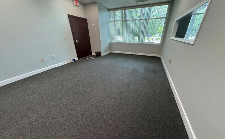 Pictures of Office property located at 735 Johnnie Dodds Boulevard Ste 104, Mount Pleasant, SC 29464 for lease - image #1