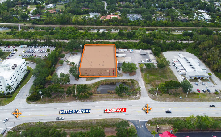 Pictures of Industrial property located at 13320 Metro Pkwy, Fort Myers, FL 33966 for lease - image #1