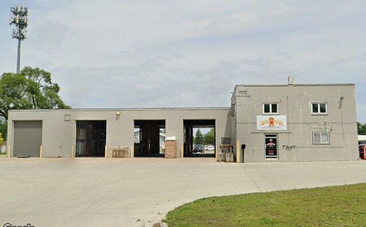 Pictures of Retail, Industrial property located at 4475 NE THIRD ST, DES MOINES, IA 50313 for lease - image #1