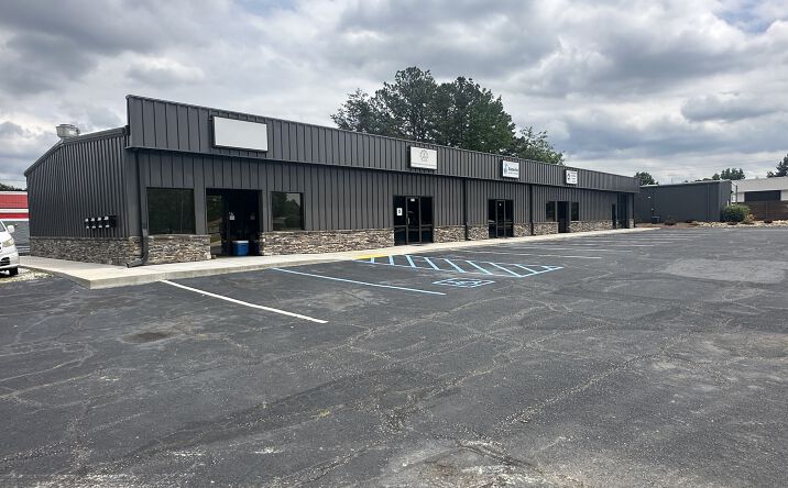 Pictures of Retail, Office, Special Purpose property located at 115 Webb Street, Simpsonville, SC 29681 for lease - image #1