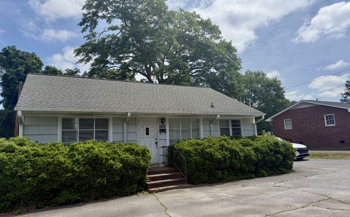 Pictures of Retail, Office, Special Purpose property located at 1215 Boiling Springs Road, Spartanburg, SC 29303 for lease - image #1