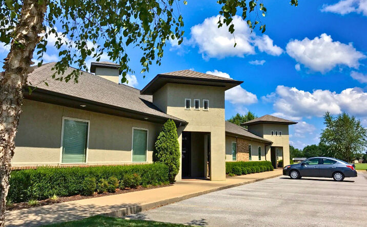 Pictures of Office property located at 312 SW 24th Street, Suite 4, Bentonville, AR 72712 for lease - image #1