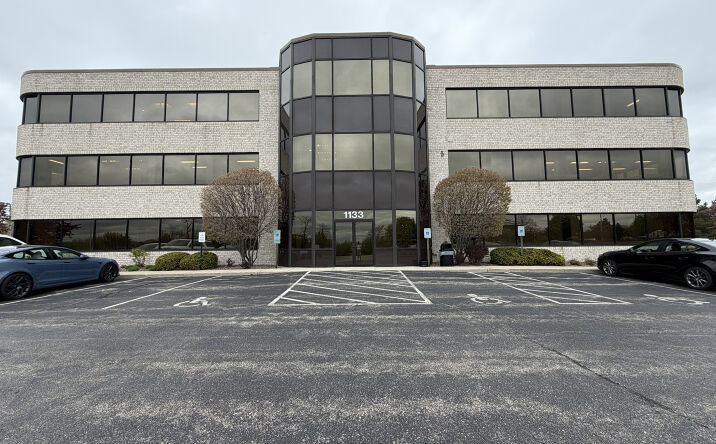 Pictures of Office property located at 1133 Quail CT #115, Pewaukee, WI 53072-2526 for lease - image #1