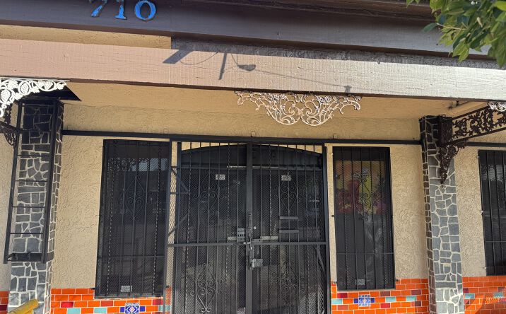 Pictures of Retail, Office, Restaurant property located at 710 North Eastern Avenue, Los Angeles, CA 90022 for lease - image #1
