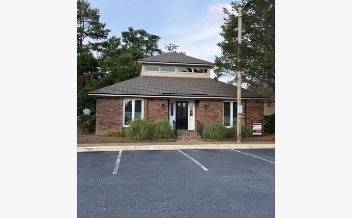 Pictures of Office property located at 5734 Windsor Drive, Unit 6, Columbus, GA 31909 for lease - image #1