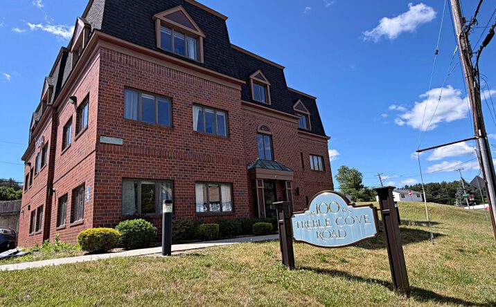 Pictures of Office property located at 100 Treble Cove Road, Billerica, MA 01862 for lease - image #1
