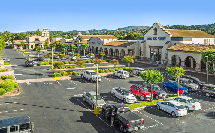 Pictures of Retail, Office property located at 2100 El Camino Real, Atascadero, CA 93422 for lease - image #1