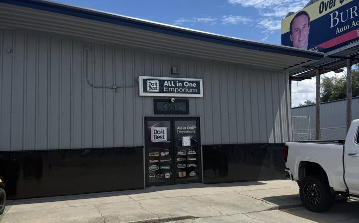 Pictures of Retail property located at 4515 Clark Road, Sarasota, FL 34233 for lease - image #1